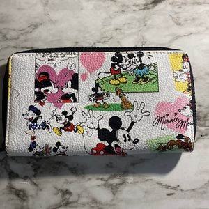 Disney Wallet